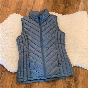 32 Degrees Ultra-light Cold Green Small Vest